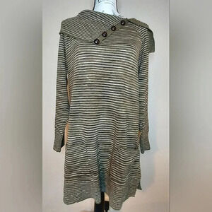 EightEightEight Women's L Split Turtle Neck Pullover Sweater Cotton Long Sleeve